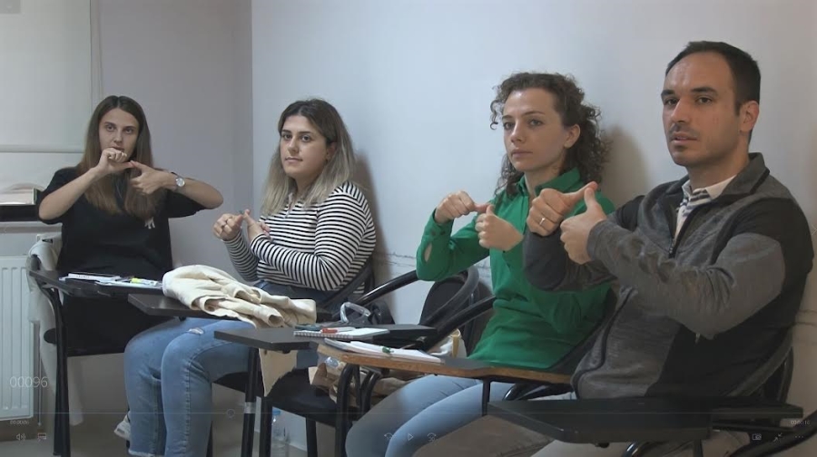 İşaret dilini öğrenmenin en kolay yolu KO-MEK