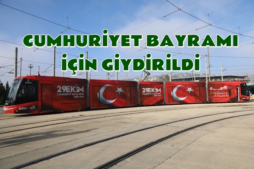 CUMHURİYET BAYRAMI İÇİN GİYDİRİLDİ