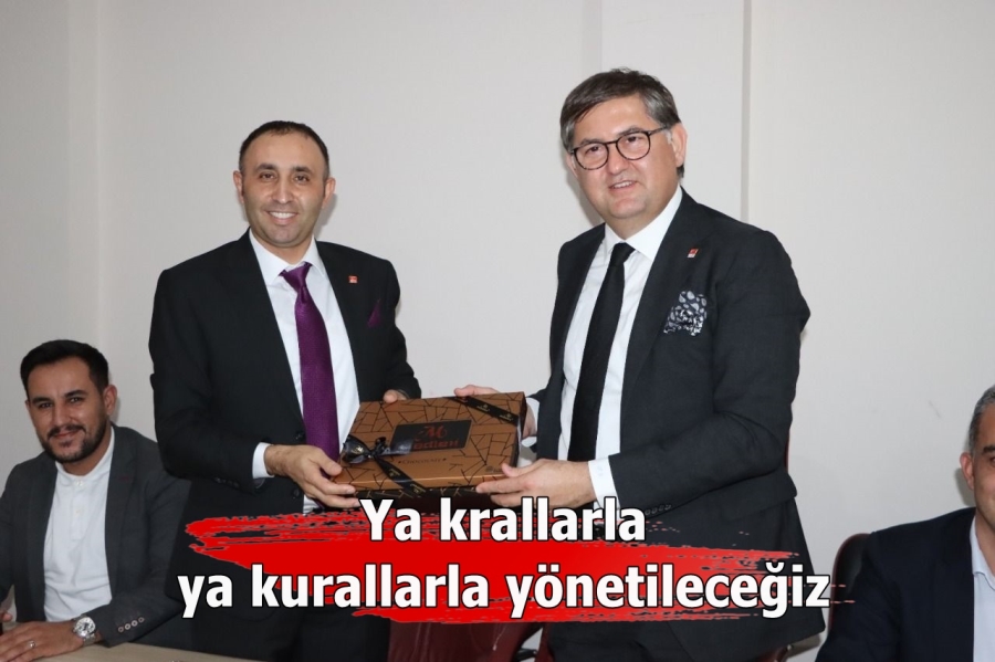 Ya krallarla ya kurallarla yönetileceğiz