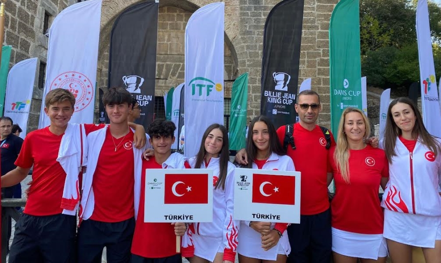  Emirhan BULUT DÜNYA GENÇLER TURNUVASINDA. 