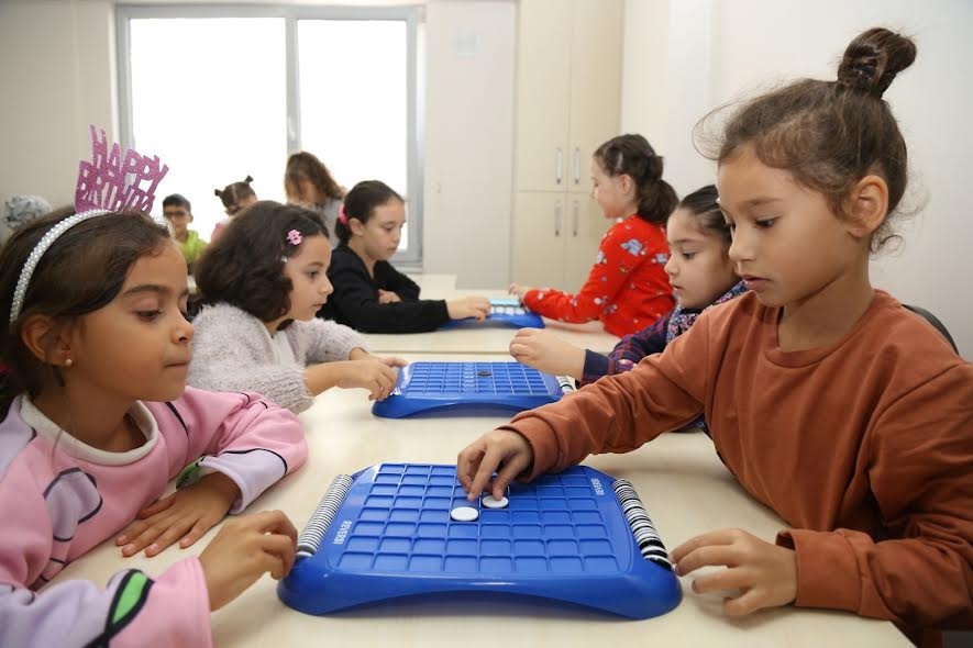 Zekâ oyunları ile kendilerini tanıyorlar