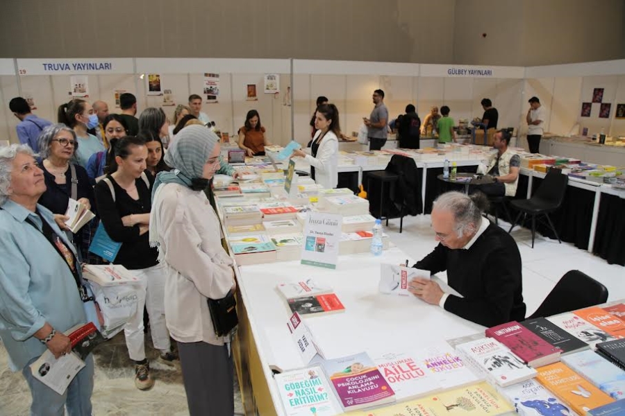 Dizdar, sağlık ve gıdada merak edilenleri cevapladı