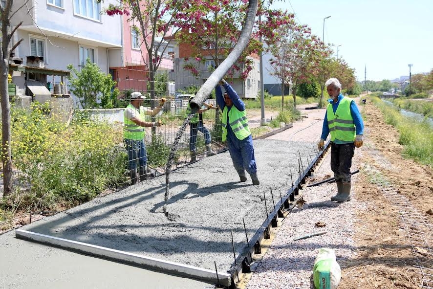Sırasöğütler Deresi yeni bir yaşam alanına dönüşüyor