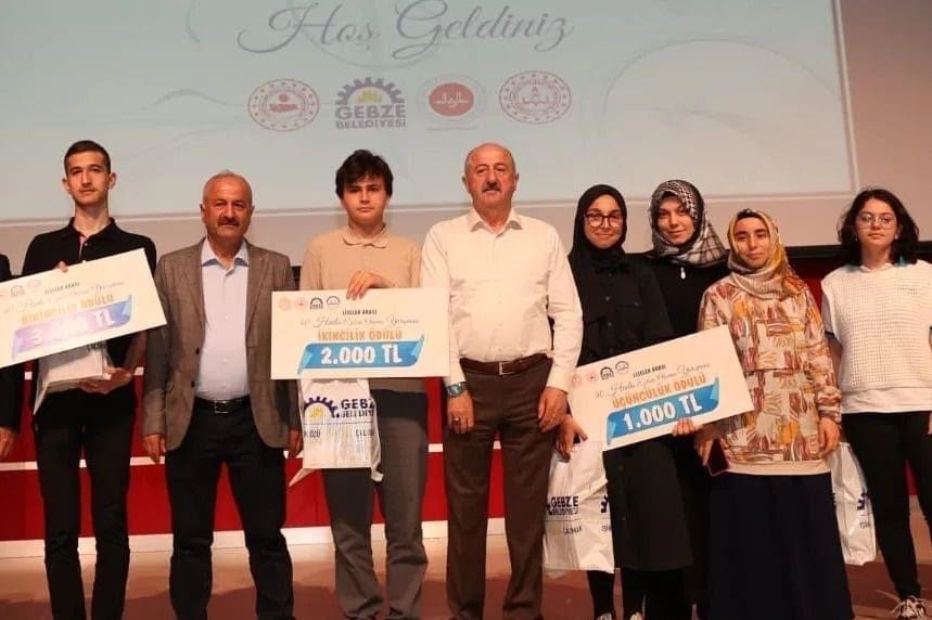 Hadis Okuma Yarışmasında Ödüller Sahiplerini Buldu