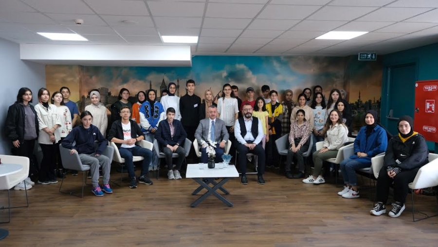 Akademi Lise, 16 bin öğrenciye Kılavuzluk etti