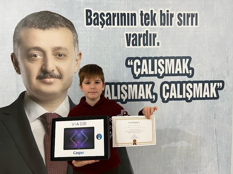 Siber Zeka Bilgi Yarışması’nda;  Bilgievi öğrencileri yine başarılı