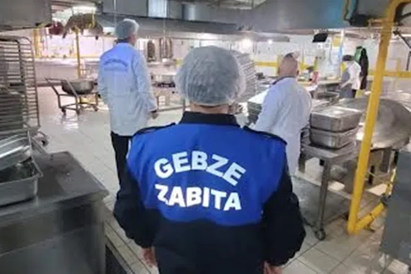 Gebze’de yemek tesisleri denetleniyor