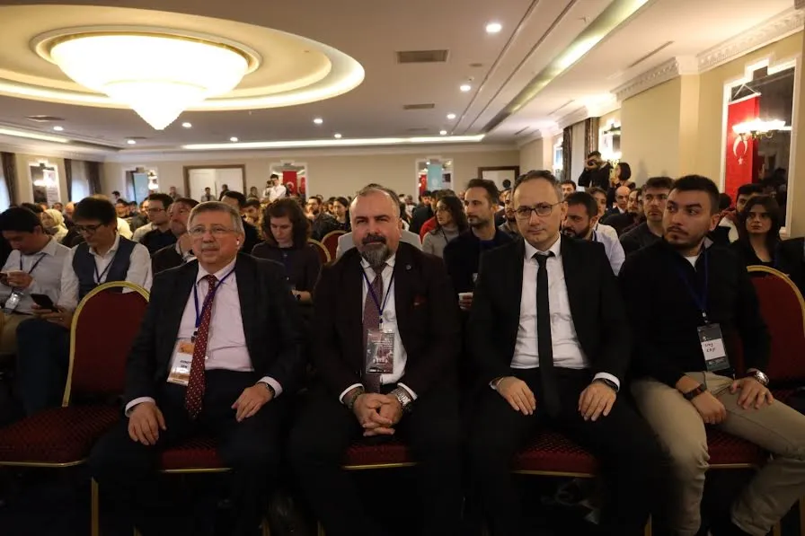 Büyükşehir, “Elektrikli Araçlar Çalıştayı” düzenledi