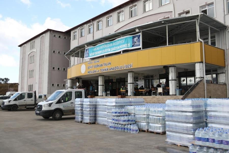 Büyükşehir, Defne’de canla başla çalışıyor   