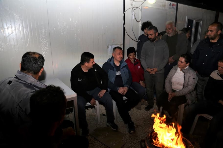 Başkan Büyükakın: Yaralarımız sarılana kadar Hatay’dayız