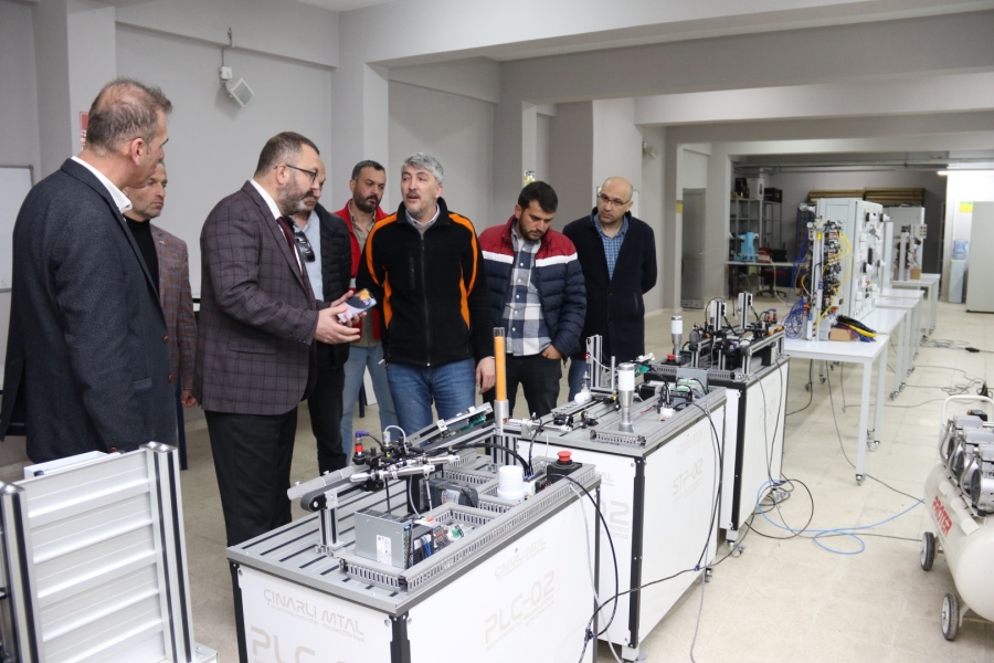 Büyükşehir’den meslek lisesi öğrencilere destek
