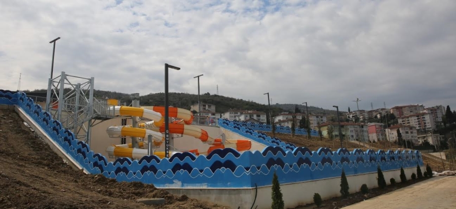 Çift kaydıraklı aquapark yaza hazır