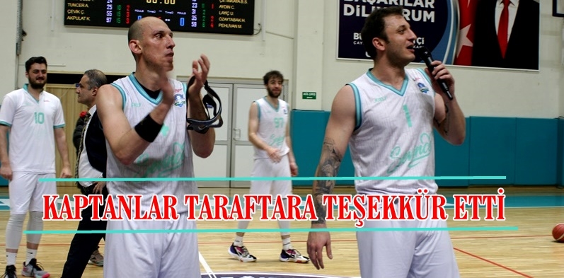 Kaptanlar Taraftara Teşekkür Etti