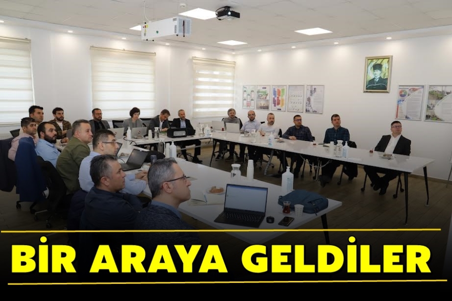 Bir araya geldiler