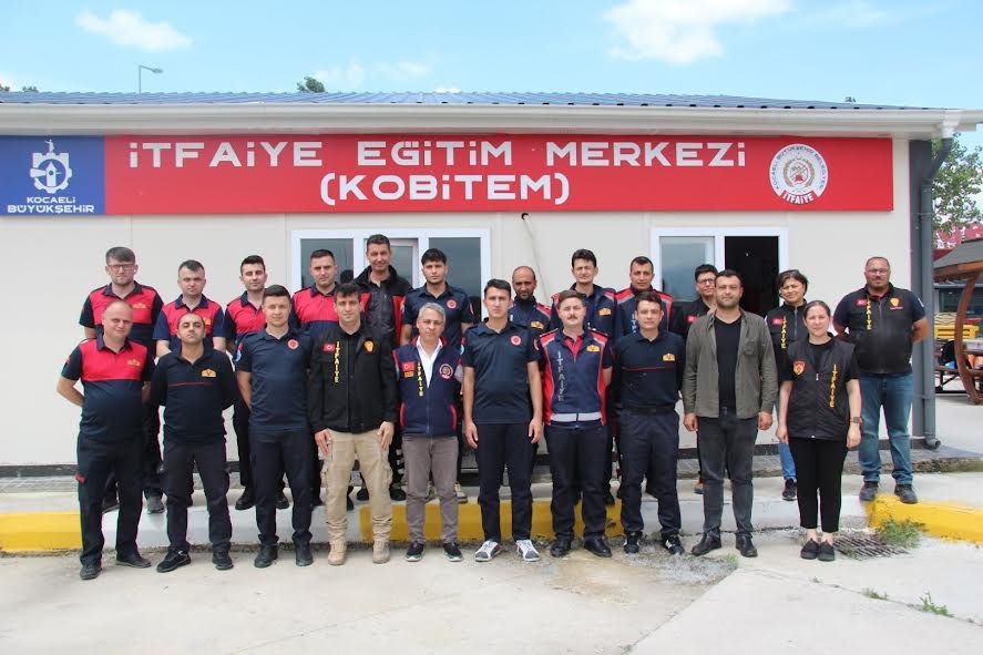 Büyükşehir’den 10 yılda 2.171 İtfaiyeciye eğitim