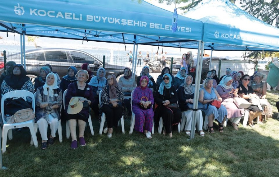 Kocaeli’de bal hasadı şenliği