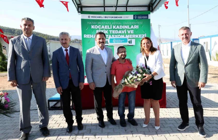 Büyükakın: Yürek yüreğe Hatay’ı ayağa kaldıracağız