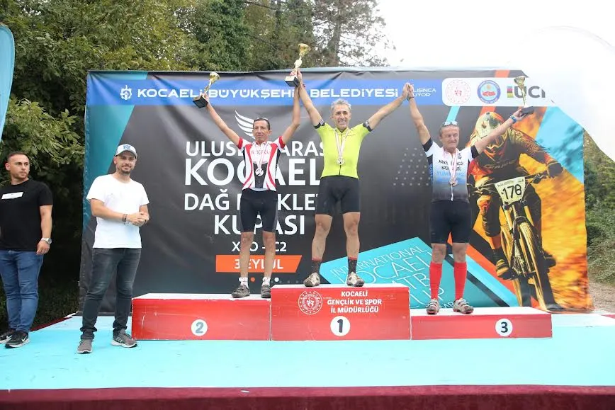 Kocaeli’de Uluslararası Dağ Bisikleti Kupası Yarışları tamamlandı