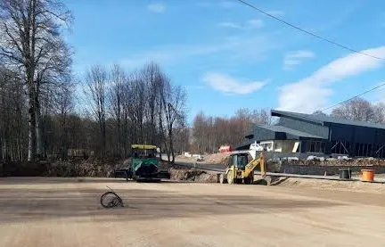 Teleferiğin son durağına otopark ve yol