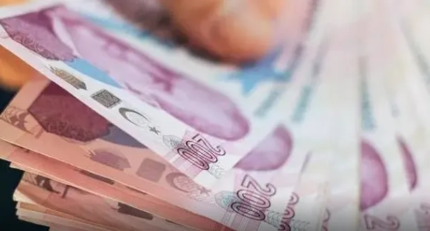 Emeklilere zamlı ikramiyeler mart ayında Meclis