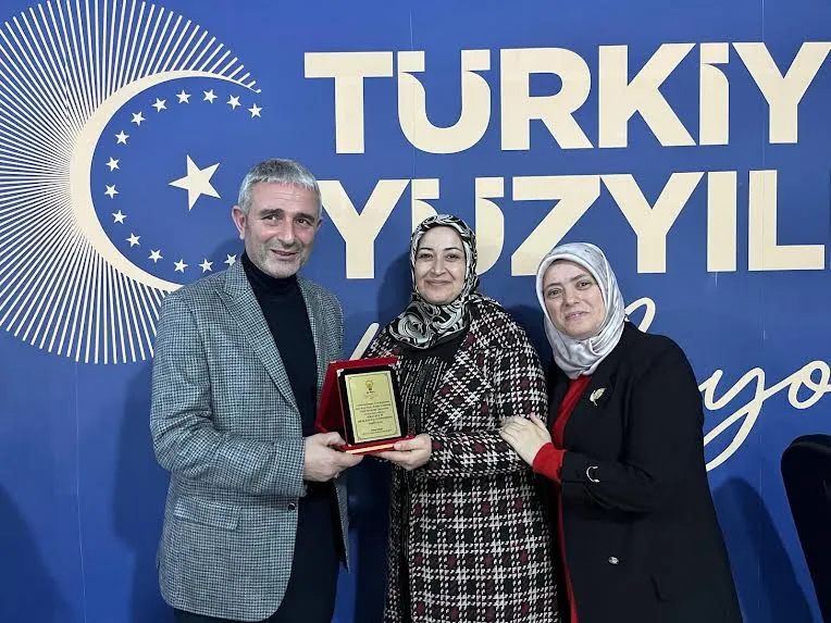 KAYA: AK AİLEMİZ SAĞLAM ÜYELER VE SAĞLAM ADIMLARLA BÜYÜMEYE DEVAM EDİYOR
