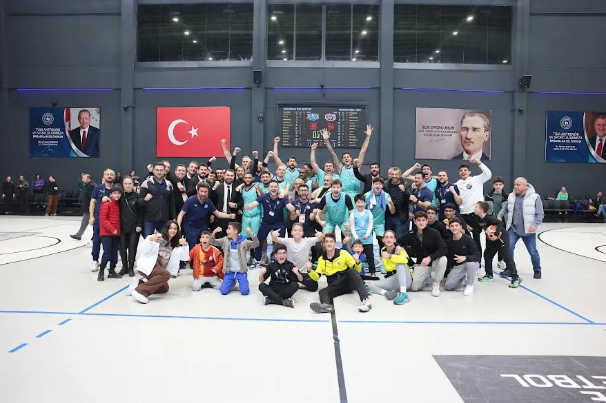 Çayırova Belediyesi Normalden Çıkıyor