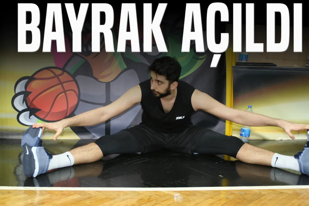 Bayrak Açıldı