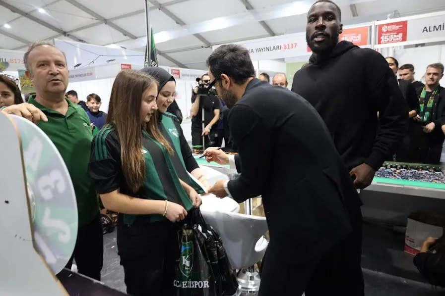 Kitap Fuarı’nda Kocaelispor dolu bir gün