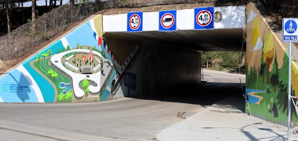 Kocaeli’de trafo ve alt geçitler sanatla renkleniyor