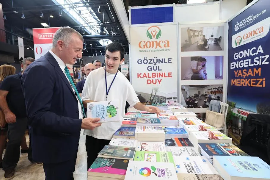 Büyükakın: Kitap Fuarı kentin geleceğine iz bırakıyor