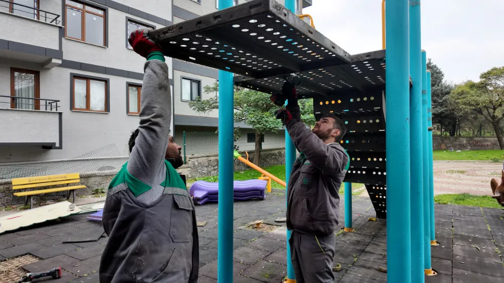 Çayırova’da iki park daha yenileniyor