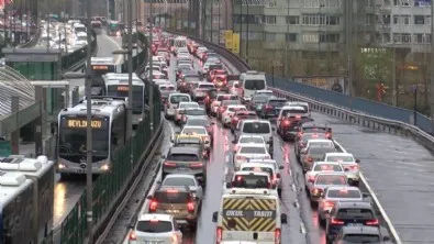 Yeni trafik levhaları çıktı! Bakın ne anlama geliyorlar