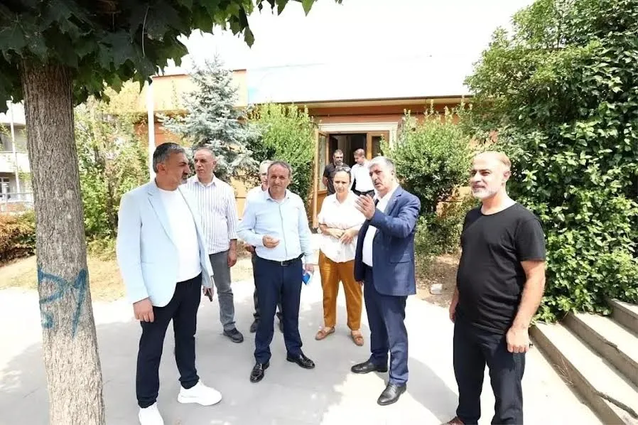 Evi Belediyeye Geri Verdi